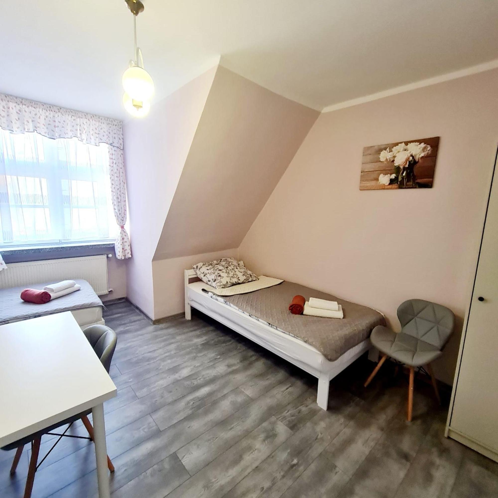 Diecezjalny Dom Formacyjny Apartamento Nysa Exterior foto